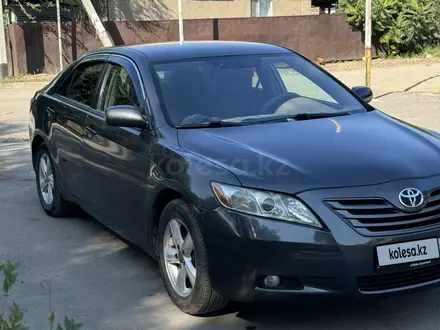 Toyota Camry 2007 года за 6 750 000 тг. в Алматы – фото 2