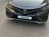 Toyota Camry 2020 года за 12 200 000 тг. в Алматы – фото 5