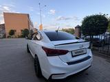 Hyundai Solaris 2018 года за 5 000 000 тг. в Уральск – фото 4