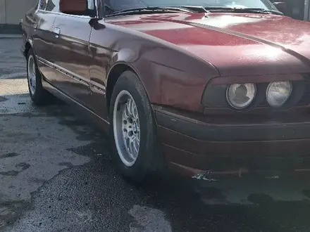 BMW 525 1993 года за 1 000 100 тг. в Шымкент – фото 4