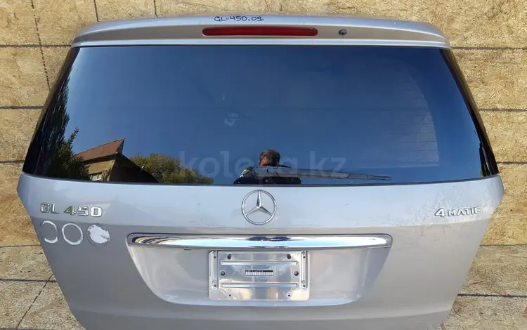 ДВЕРЬ БАГАЖНИКА (КРЫШКА БАГАЖНИКА) (СЕРАЯ) (СО СТЕКЛОМ) за 130 000 тг. в Алматы