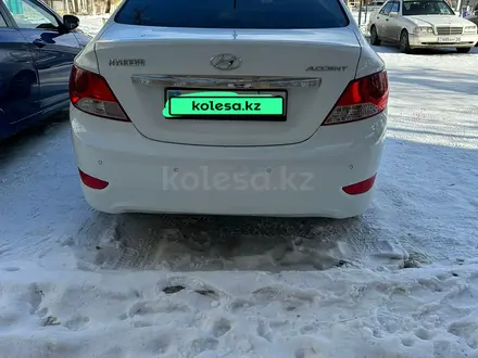 Hyundai Accent 2013 года за 5 200 000 тг. в Жезказган – фото 2