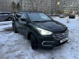 Hyundai Santa Fe 2016 годаfor10 500 000 тг. в Астана – фото 2