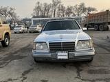 Mercedes-Benz E 280 1994 года за 1 900 000 тг. в Алматы – фото 3