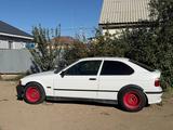 BMW 318 1995 годаүшін700 000 тг. в Атырау – фото 2