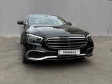Mercedes-Benz E 300 2023 года за 30 000 000 тг. в Алматы – фото 2