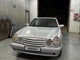 Mercedes-Benz E 280 1997 года за 2 700 000 тг. в Кызылорда – фото 3