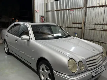 Mercedes-Benz E 280 1997 года за 2 700 000 тг. в Кызылорда