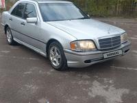 Mercedes-Benz C 200 1994 года за 1 500 000 тг. в Караганда