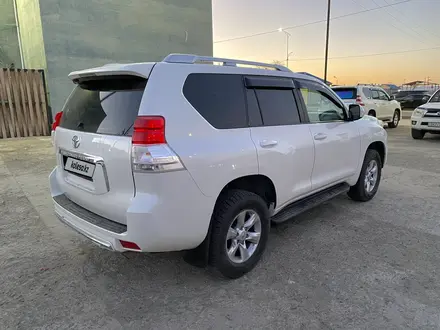 Toyota Land Cruiser Prado 2013 года за 14 700 000 тг. в Атырау – фото 2