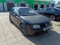 Volkswagen Golf 2002 годаfor2 550 000 тг. в Актобе