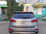 Hyundai Santa Fe 2016 годаүшін8 400 000 тг. в Семей – фото 3