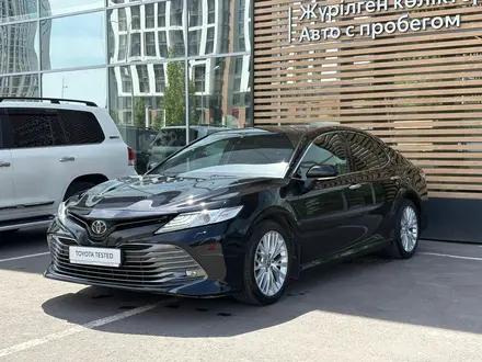 Toyota Camry Prestige 2020 года за 13 600 000 тг. в Астана