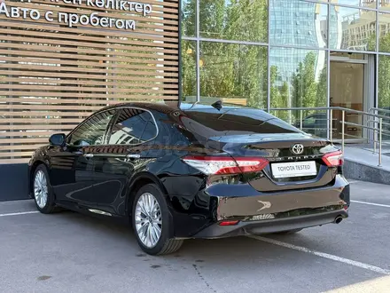 Toyota Camry Prestige 2020 года за 13 600 000 тг. в Астана – фото 2