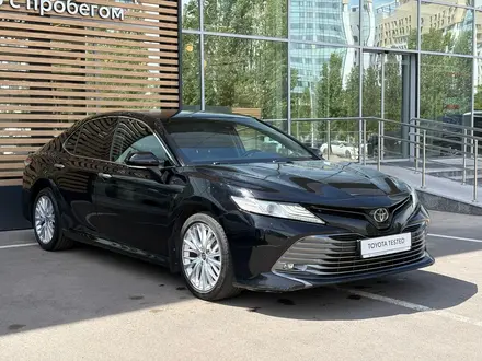 Toyota Camry Prestige 2020 года за 13 600 000 тг. в Астана – фото 19