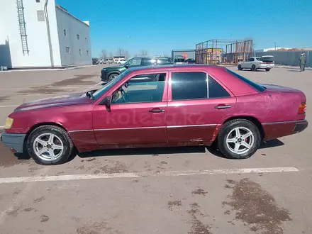 Mercedes-Benz E 230 1992 года за 750 000 тг. в Караганда – фото 13