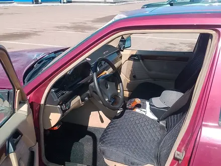 Mercedes-Benz E 230 1992 года за 750 000 тг. в Караганда – фото 23