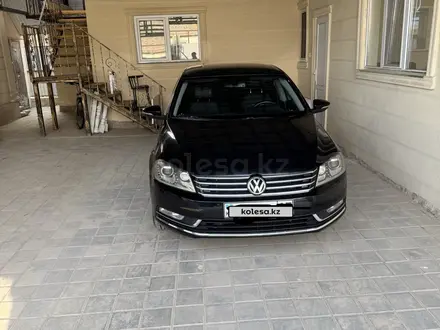 Volkswagen Passat 2012 года за 4 800 000 тг. в Алматы – фото 3