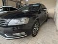Volkswagen Passat 2012 года за 4 800 000 тг. в Алматы – фото 11