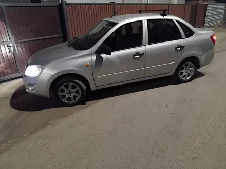 ВАЗ (Lada) Granta 2190 2012 года за 1 700 000 тг. в Атырау – фото 2