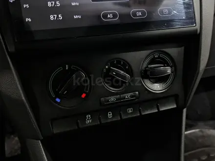 Skoda Rapid 2015 года за 4 490 000 тг. в Астана – фото 19