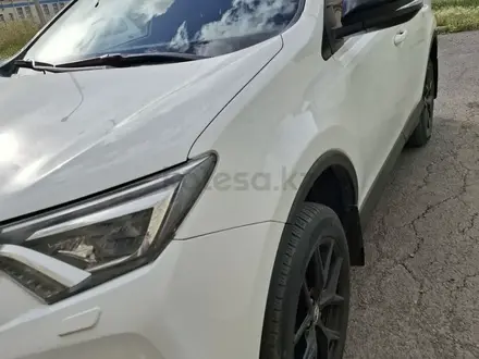 Toyota RAV4 2019 года за 13 670 000 тг. в Караганда – фото 6