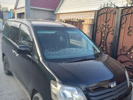 Toyota Noah 2002 года за 5 200 000 тг. в Усть-Каменогорск – фото 7