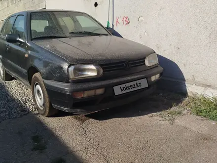 Volkswagen Golf 1993 года за 900 000 тг. в Алматы