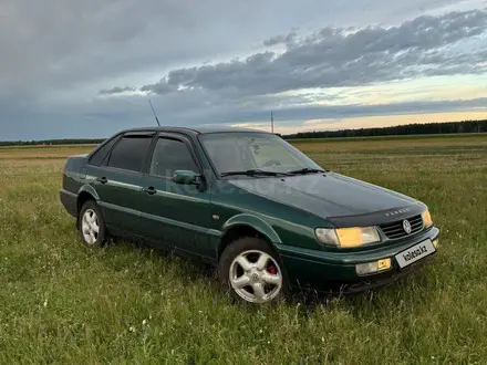 Volkswagen Passat 1995 года за 2 420 000 тг. в Кокшетау – фото 4