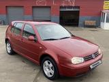 Volkswagen Golf 1998 года за 2 800 000 тг. в Атырау – фото 2