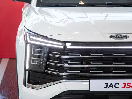 JAC JS8 Luxury 2025 года за 9 990 000 тг. в Костанай – фото 3