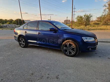 Volkswagen Jetta 2014 года за 4 000 000 тг. в Жезказган – фото 4