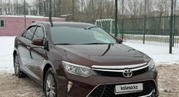 Toyota Camry 2017 года за 12 900 000 тг. в Астана