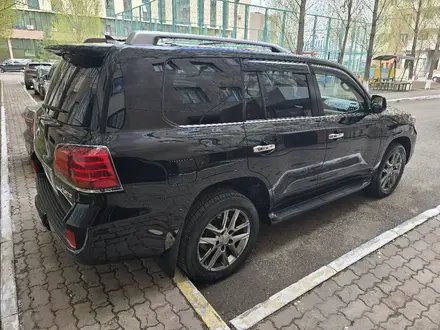 Lexus LX 570 2011 года за 22 000 000 тг. в Астана – фото 4