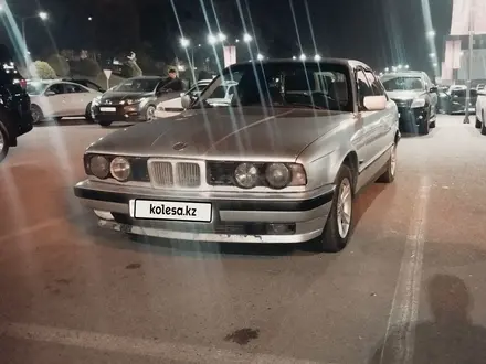 BMW 520 1993 года за 1 650 000 тг. в Алматы