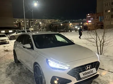 Hyundai i30 2023 года за 10 200 000 тг. в Павлодар – фото 2