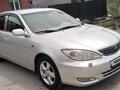 Toyota Camry 2001 года за 5 300 000 тг. в Алматы – фото 2