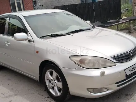 Toyota Camry 2001 года за 5 300 000 тг. в Алматы – фото 2