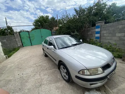 Mitsubishi Carisma 2002 года за 1 950 000 тг. в Алматы – фото 2