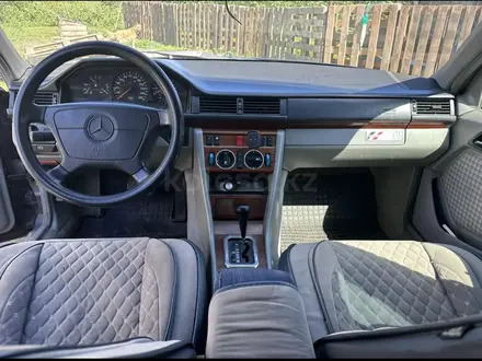 Mercedes-Benz E 280 1995 года за 3 200 000 тг. в Акколь (Аккольский р-н) – фото 3