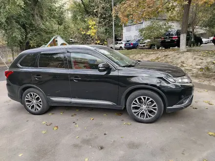 Mitsubishi Outlander 2020 года за 11 000 000 тг. в Алматы – фото 4