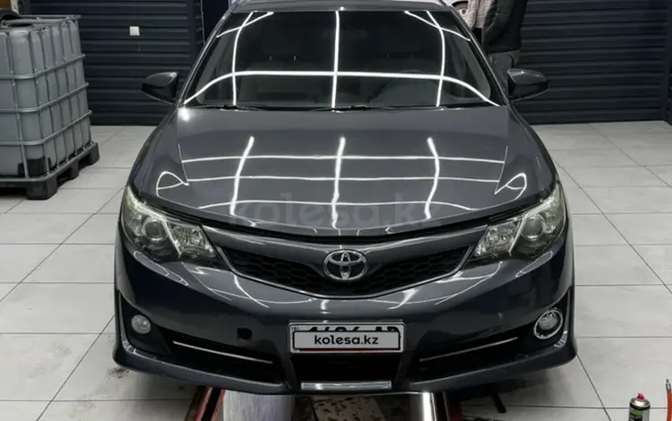 Toyota Camry 2013 годаүшін5 600 000 тг. в Актобе