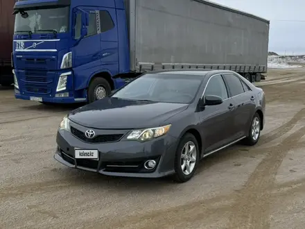 Toyota Camry 2013 года за 5 600 000 тг. в Актобе – фото 19