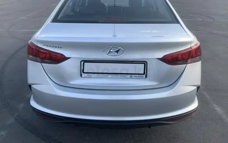 Бампер задний серебро Hyundai Accent 20-нвүшін36 000 тг. в Алматы