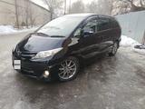 Toyota Estima 2010 года за 7 000 000 тг. в Алматы