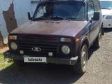 ВАЗ (Lada) Lada 2121 2001 годаүшін900 000 тг. в Астана