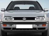 Стекло фары фонари VW VOLKSWAGEN GOLF 3 за 4 000 тг. в Актобе