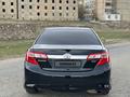 Toyota Camry 2013 года за 10 000 000 тг. в Шымкент – фото 11