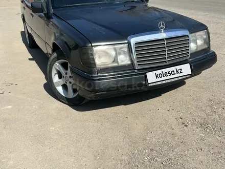 Mercedes-Benz E 230 1992 года за 1 500 000 тг. в Алматы – фото 16