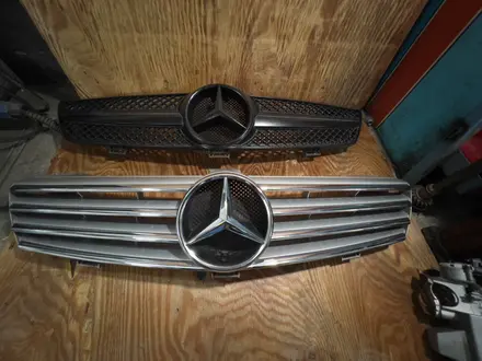Решетка радиатора Brabus Mercedes-Benz CLS-Class W219 за 120 000 тг. в Шымкент – фото 7